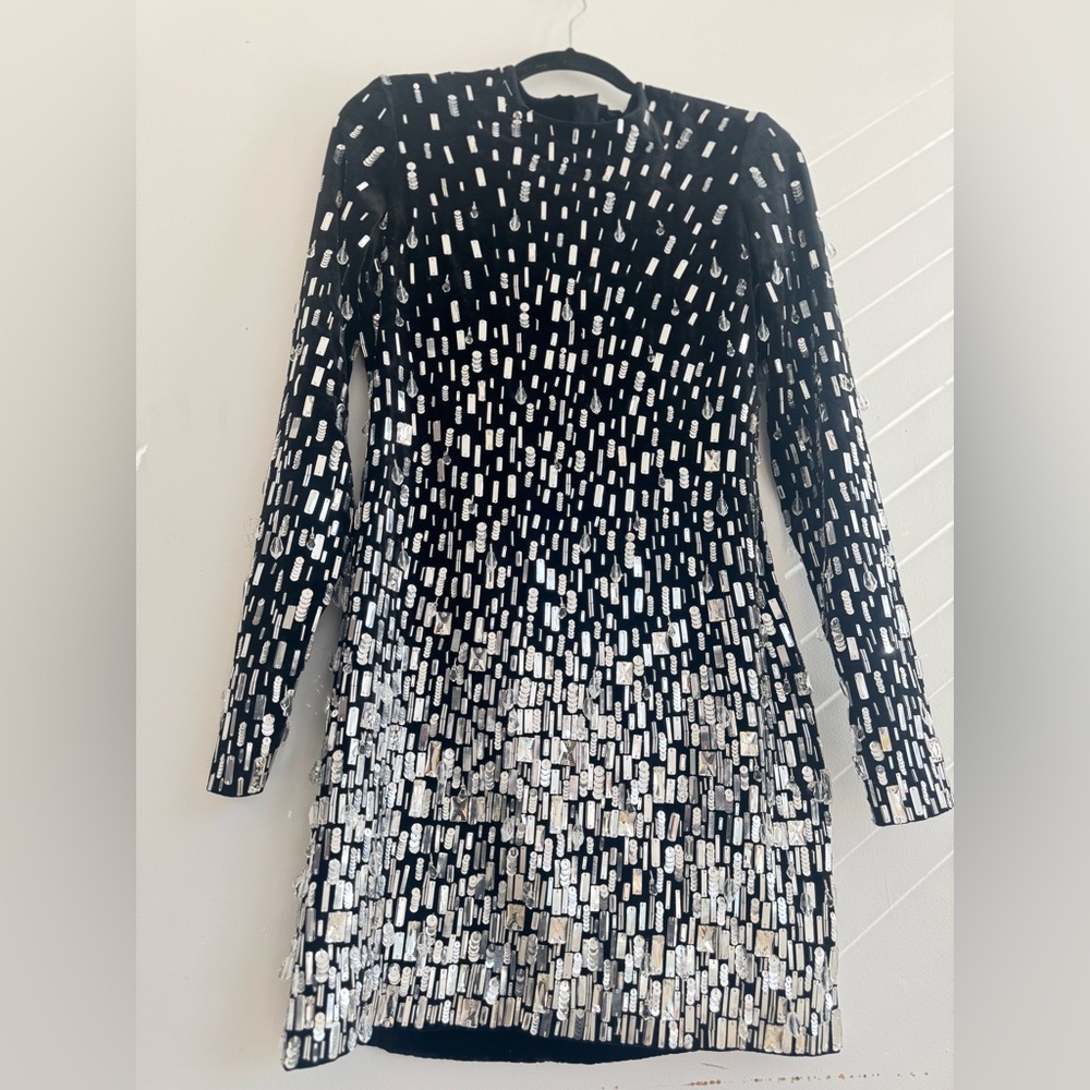 Balmain
Degrade Crystal Mini Dress NWT FR 40 $5950 - Picture 9 of 16
